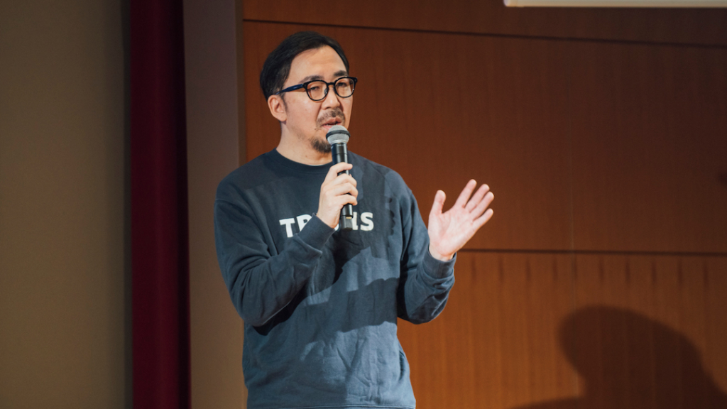 開会の挨拶をする森久氏
